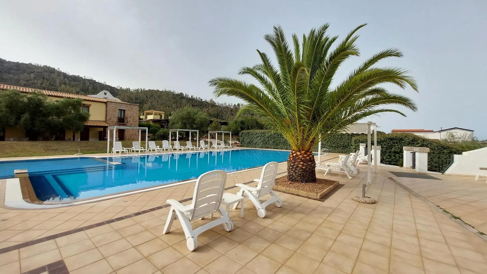 Hotel Cardedu 3*,  Italia